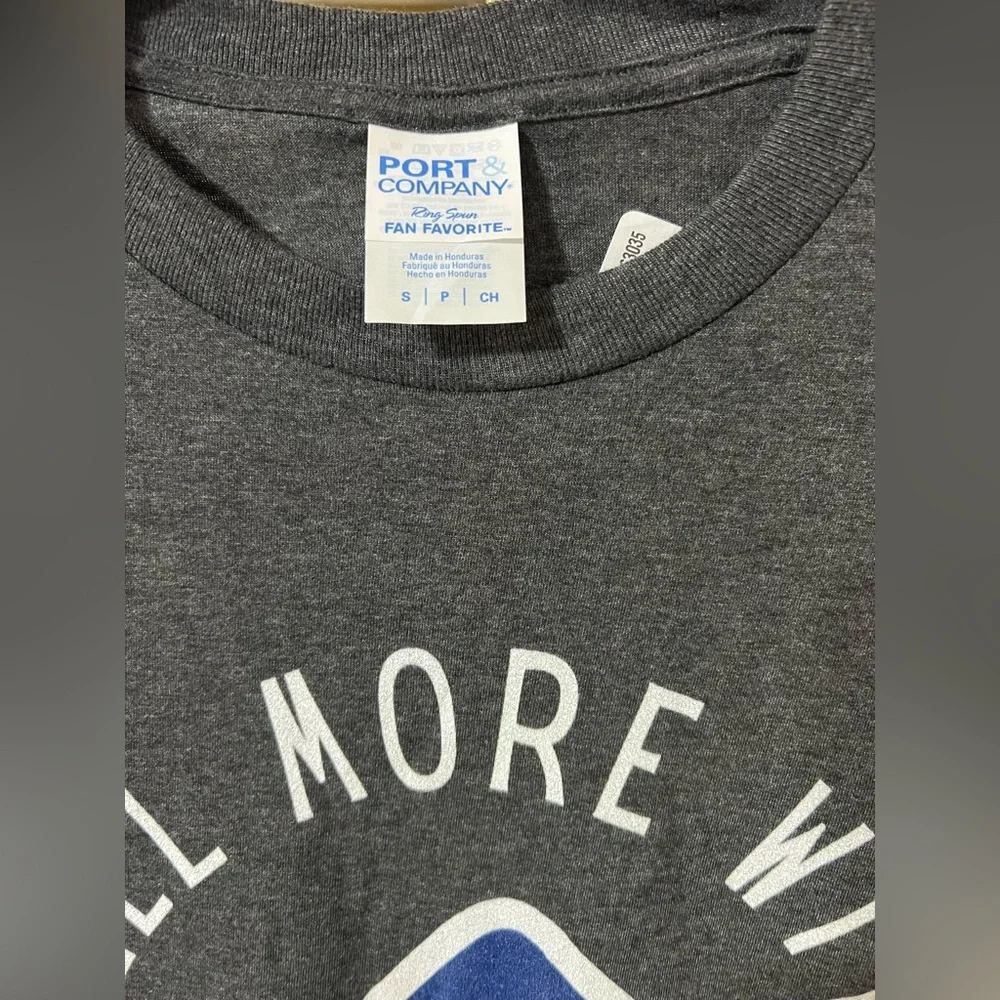 NWT POSHFEST List Perfectly Sponsor T-Shirt (S)